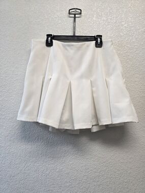 Vici And A M ber Lancaster White Pleated A-Line Mini Skirt Size Large